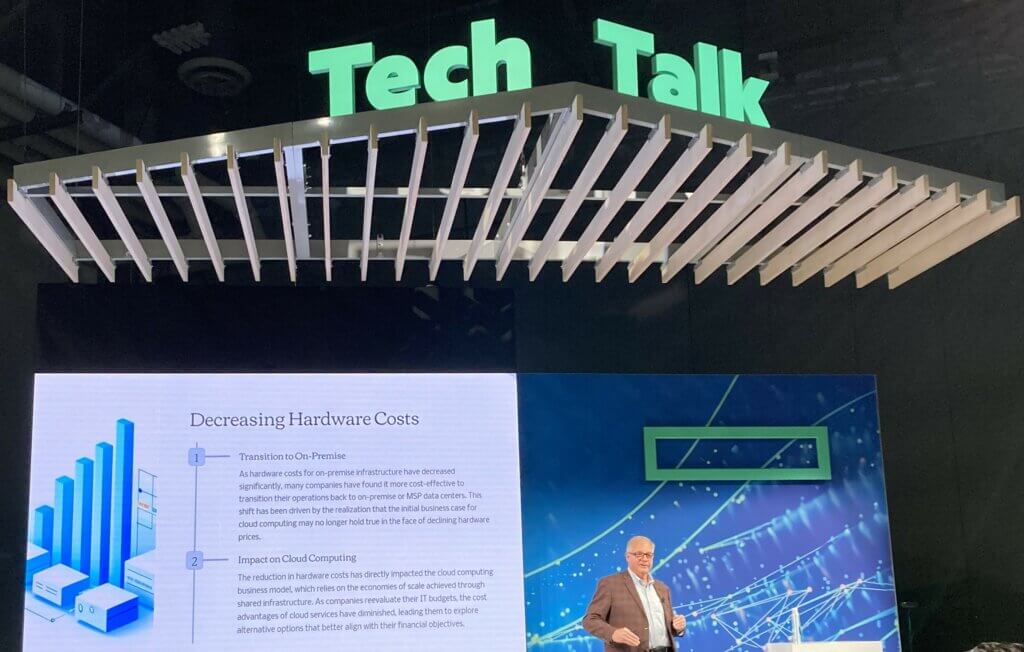 David Linthicum presents on Data Repatriation during a Tech Talk at HPE Discover